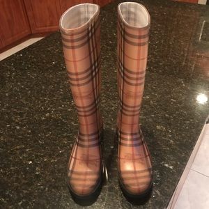 Burberry Rain Boots Size 8